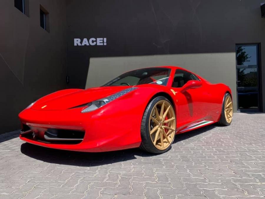  Ferrari 458 Spider by RACE! 2019 года  (фото 4 из 10)